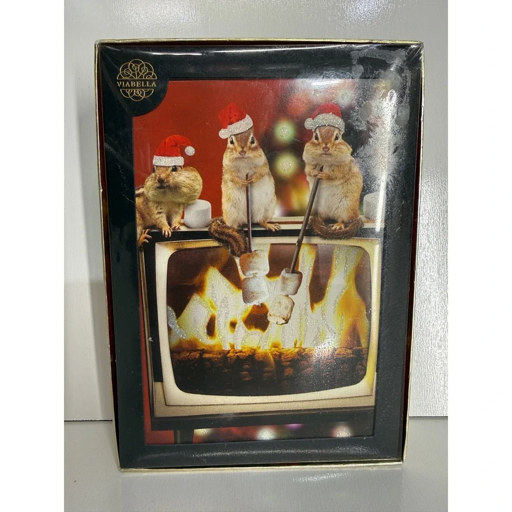 Viabella Christmas Cards 14 Count Chipmunks Roasting Marshmallows Glitter 60464
